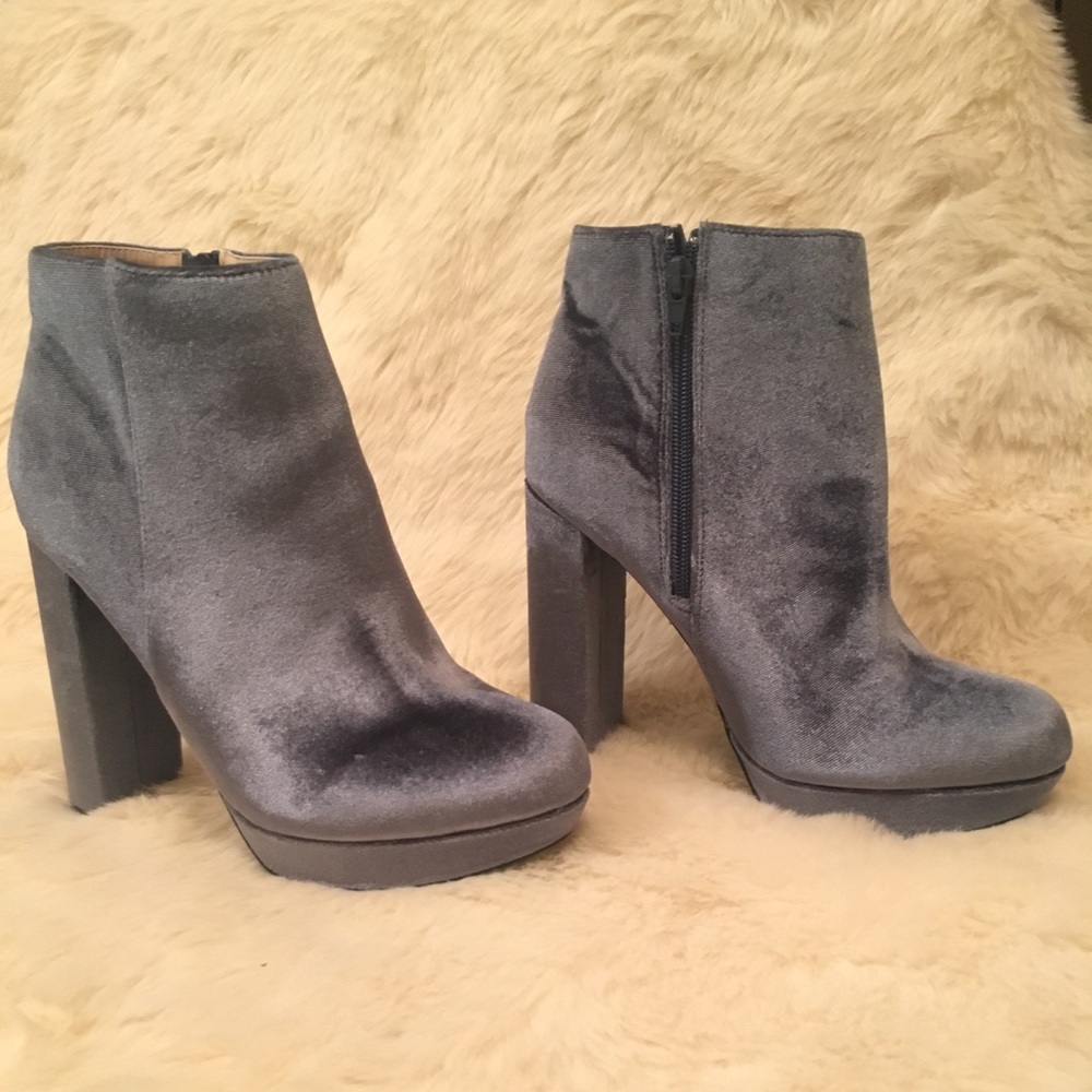 Velvet booties